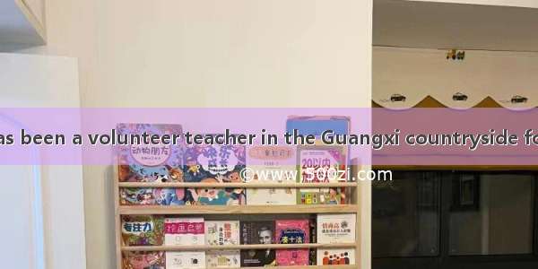 A German who has been a volunteer teacher in the Guangxi countryside for ten years is a ce